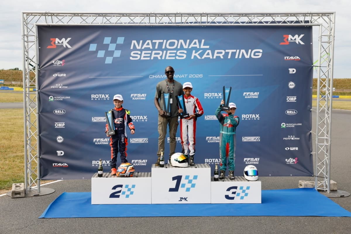 Cérémonie du podium — NSK Angerville